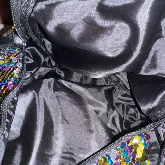 A Bundle of Cute Girls Fall/Winter Bags Bundle (5) - Picture 14 of 16